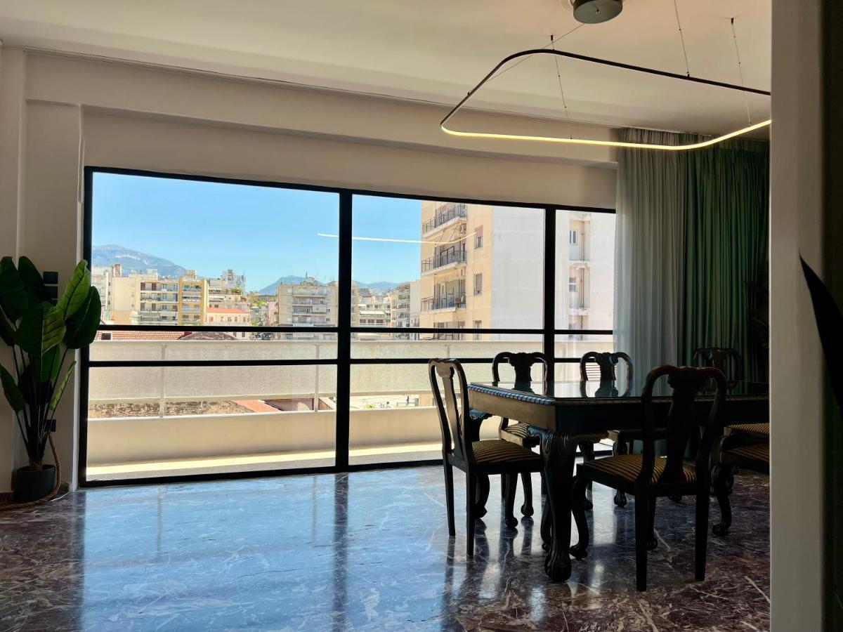 Happy Place! Big, Bright & Central - Ideal For Families And Groups Of Friends Patras Exteriér fotografie